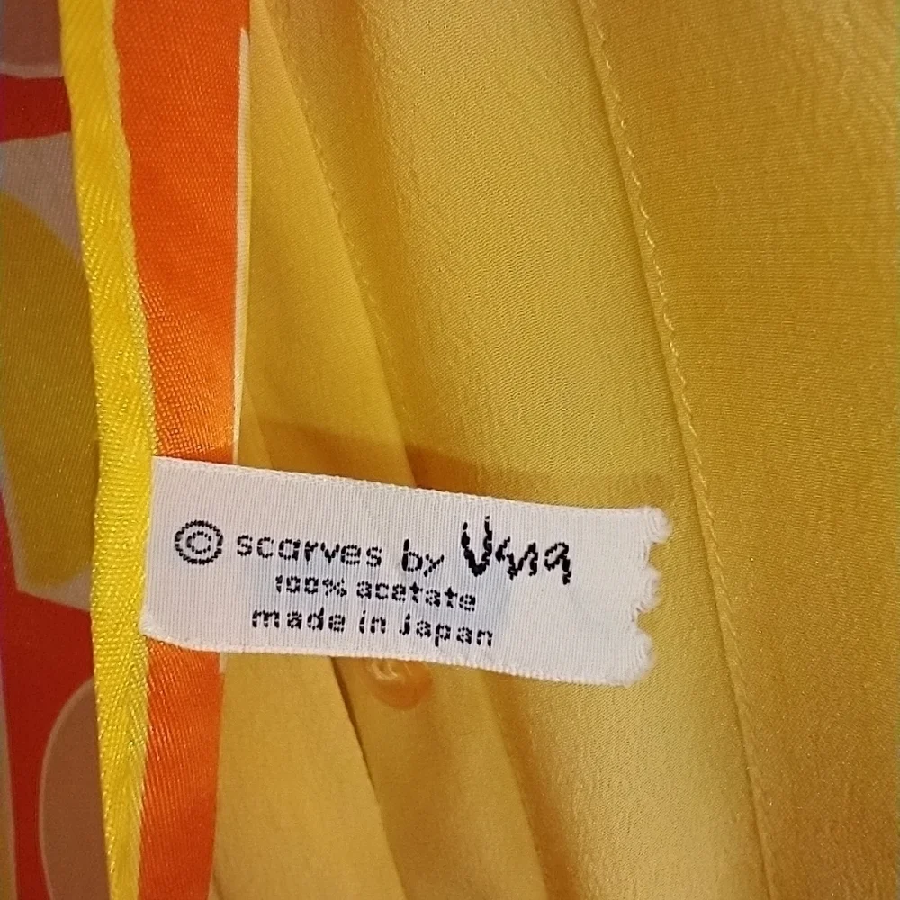 VINTAGE VERA BRIGHT GEOMETRIC SCARF